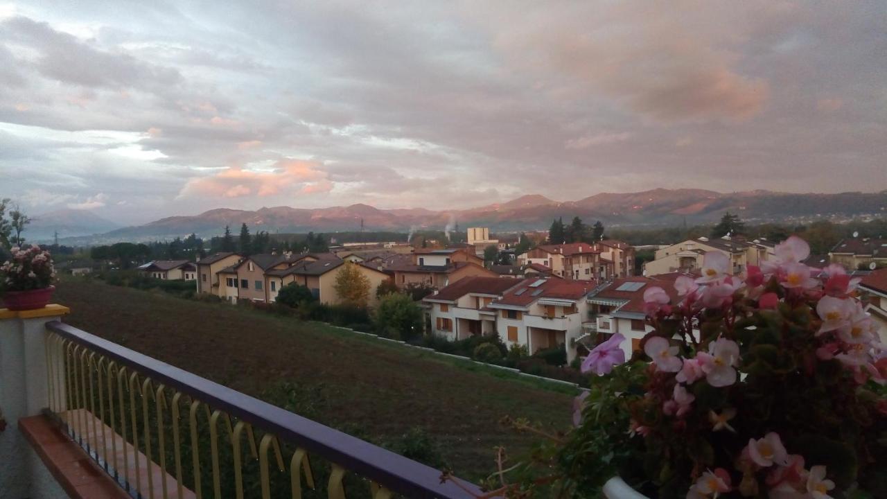 Nel Giardino Di Oz Bed & Breakfast Fornovo di Taro Dış mekan fotoğraf